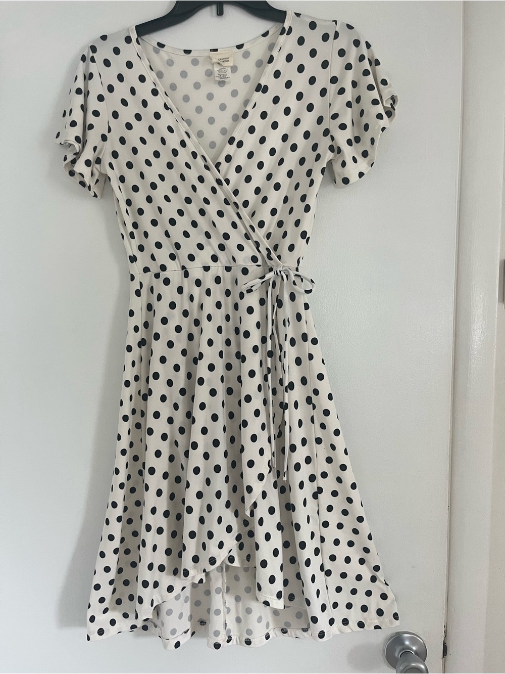 Polka Dot Wrap Dress - White with Black Dots Size Small - Picture 4 of 10